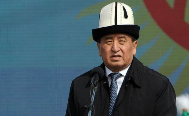 Qirg‘izistonning yangi prezidenti Sooronboy Jeenbekov, uning oilasi va qarindoshlari haqida nimalar ma’lum?