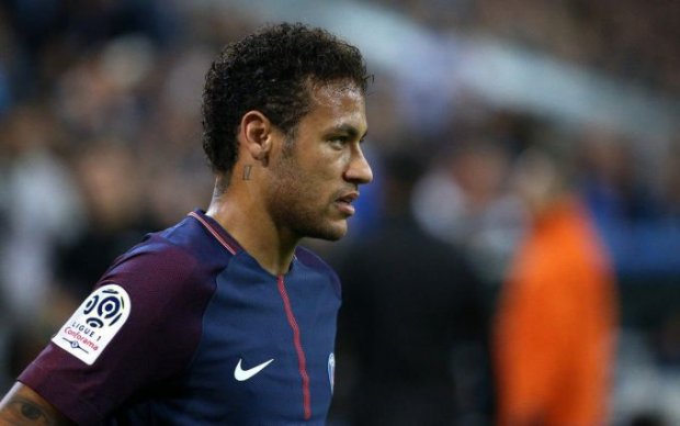Neymar qizil kartochka olgan o‘yinda PSJ mag‘lubiyatdan arang qutulib qoldi