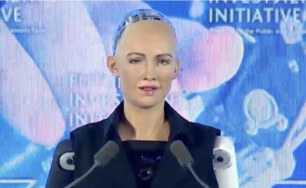 Саудия Арабистонида жаҳонда биринчи марта роботга фуқаролик берилди