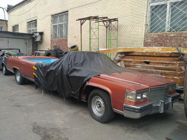 Киевдан жакузили лимузин топилди