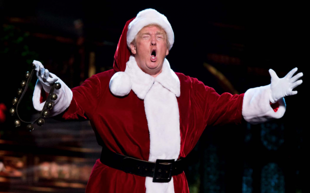 Трамп америкаликлар учун Рождество байрамига “улкан совға” тайёрлаб қўйганини маълум қилди 