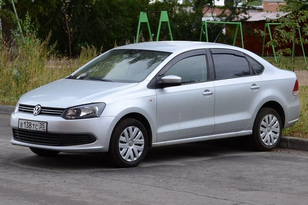 Volkswagen Россияда Polo русумли 30 мингдан ортиқ автомобилни таъмир учун қайтариб олади