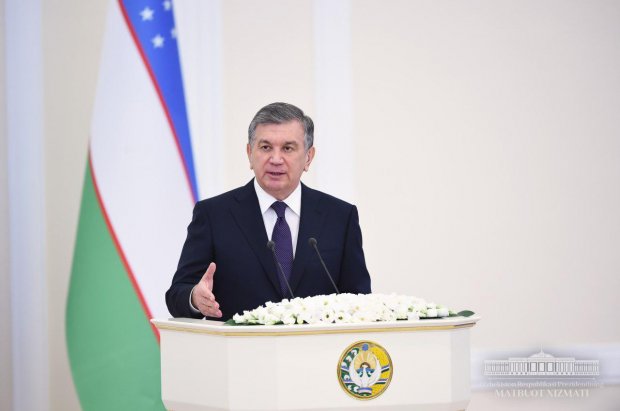 Shavkat Mirziyoyev: «Sudning raisiga osmonda yurishga kim vakolat berdi? Kim?»