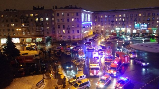 Путин Петербургдаги портлашни теракт деб атади