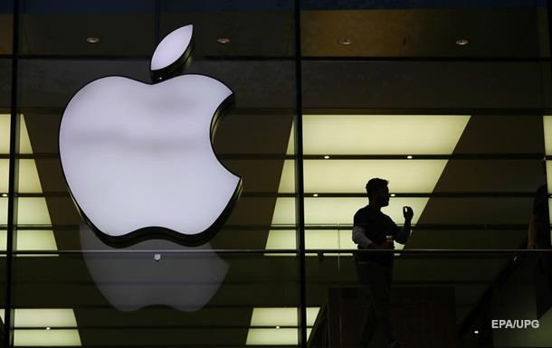 Apple эски iPhone’ларни секинлаштиргани учун узр сўради