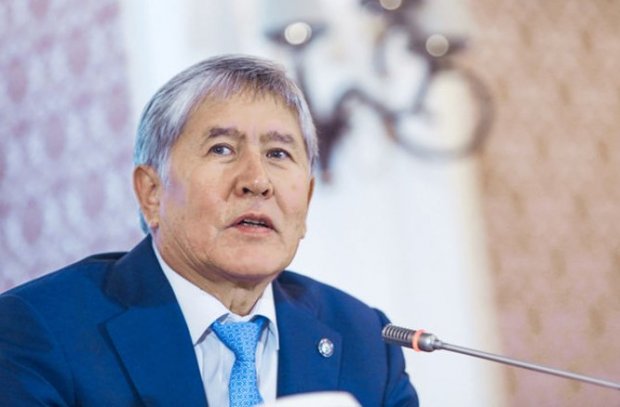 Алмазбек Атамбоев: "Президентни лаганбардорлардан ҳимоя қилиш лозим"