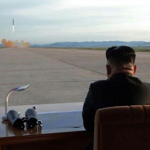 Ким Чен Ин баёнот берди: ядро ва ракета синовлари тўхтатилади