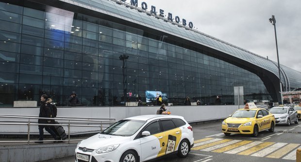 Domodedovo aeroportida o‘zbekistonlik qizdan million rubllik taqinchoqlarni olib qo‘ydi