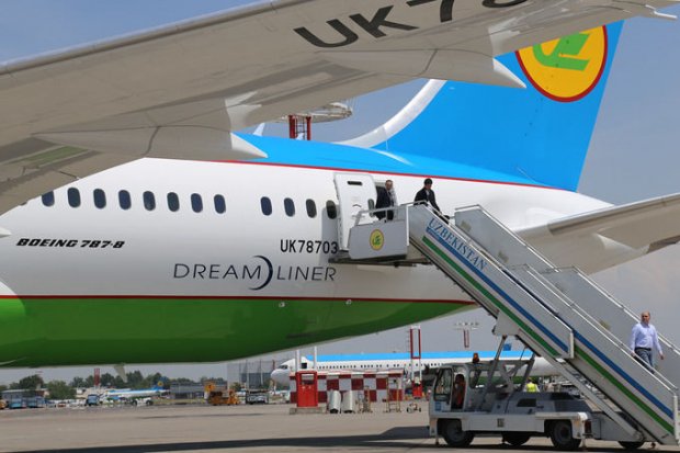 «O‘zbekiston havo yo‘llari» uchinchi «Dreamliner» samolyotini qabul qildi