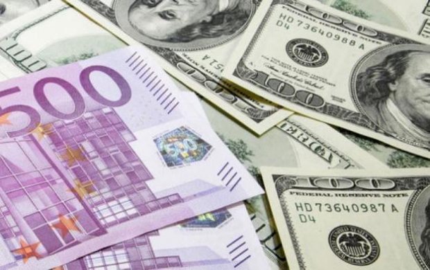 Ўзбекистонда евро 3 кун ичида 471 сўмни, доллар эса 22 сўмни йўқотди