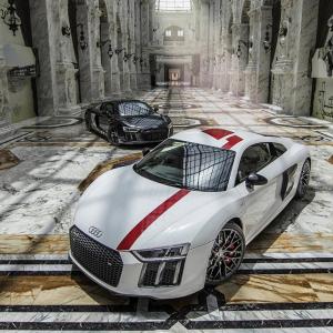 Audi R8 суперкарлари дунёнинг энг қимматбаҳо савдо марказида суратга олинди (видео)