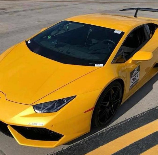 Lamborghini Huracan rekord tezlikka erishdi (video)