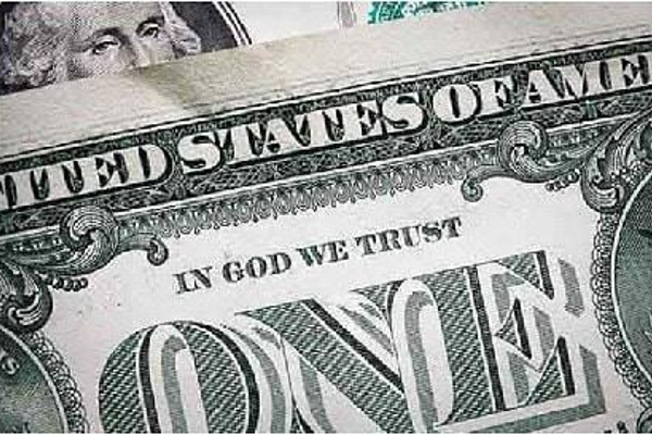 AQSHlik ateistlar dollardagi “Biz Xudoga ishonamiz” iborasini olib tashlashni talab qilishdi