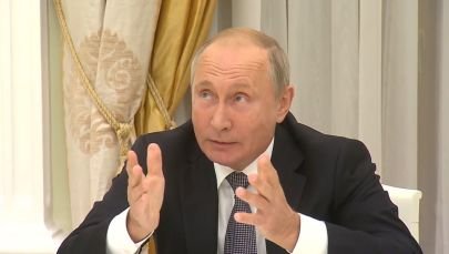 Putin AQSh gerbi haqida ajoyib hazil qildi