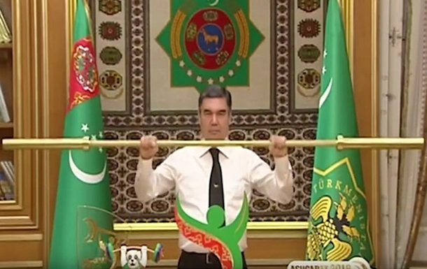 Turkmaniston prezidenti shtanga ko‘tarish bo‘yicha mahoratini ko‘rsatdi (video)
