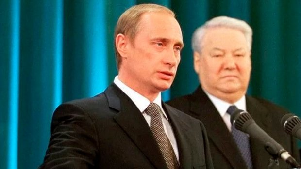 Путин Ельцин унга президент бўлишни қандай таклиф қилгани ҳақида сўзлаб берди