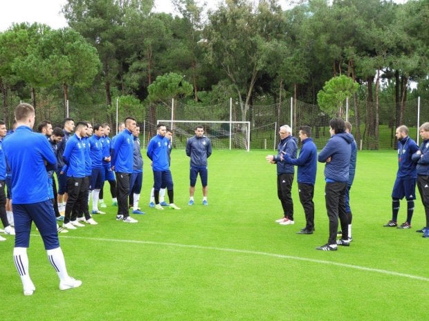 Kuper bilan Osiyo kubogida qatnashish uchun tanlangan futbolchilar haqida suhbat