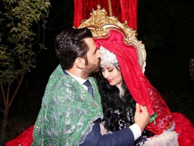 Turkiyaga kelin bo‘lgan aktrisa Nargiza Salmonova xina marosimida qatnashdi (foto)
