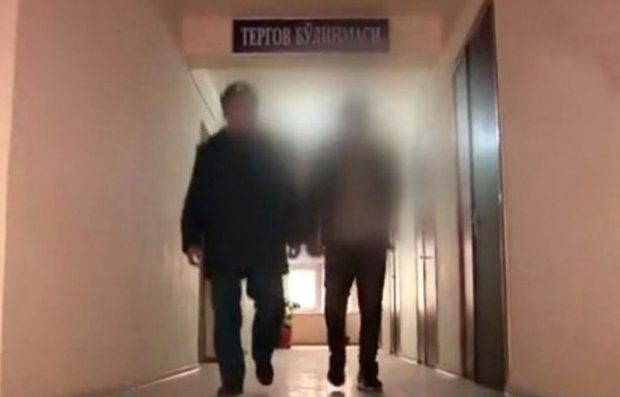 O‘zbek kinosi rejissyorlaridan biri bir guruh yigitlarni chuv tushirdi (video)