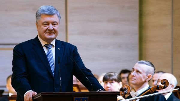 Poroshenko prezidentlik saylovi kampaniyasiga 2,5 mln dollardan ortiq pul sarfladi