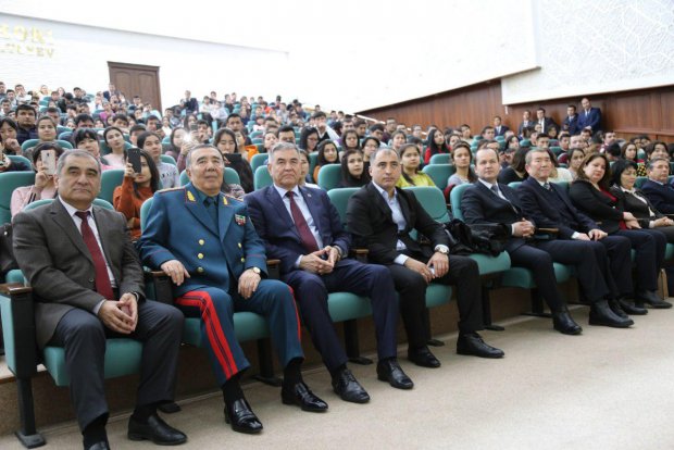 Zokirjon Almatov: "Bugungi kunlar osonlikcha kelmagan" (foto)