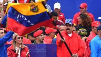 Maduro muddatdan avval saylovlar o‘tkazishni taklif qildi