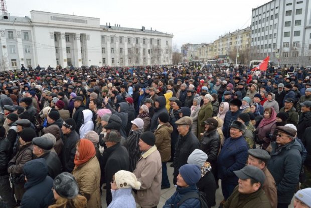 Rossiyada mahalliy aholi Markaziy osiyoliklarga qarshi namoyishga chiqdi