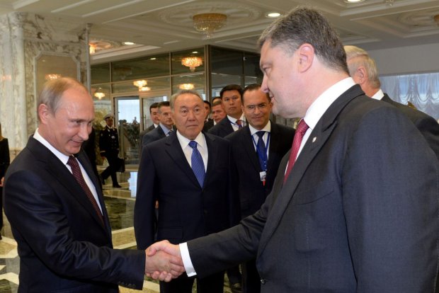Poroshenko Putin bilan muzokaralar uchun shartni aytdi