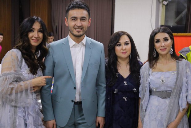 “Setora” guruhi “Million”ning konsertida toʻliq tarkibda sahnaga chiqdi (foto)