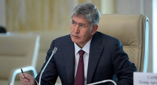 Almazbek Atambayev: "Qirg‘iziston prezidenti o‘z vazifasini bajarmayapti"