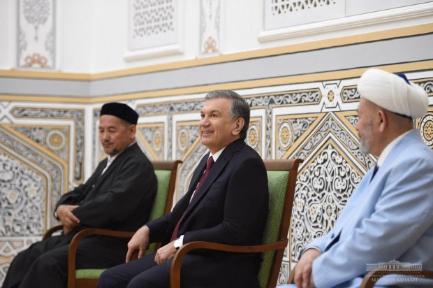 Mirziyoyev: «Islom - nur ekanini odamlar tarbiyasiga singdira olmadik. Fojiamiz shunda» (video)