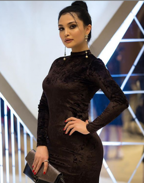 Актриса Луиза Расулова туғилган кунини нишонламоқда (фото)