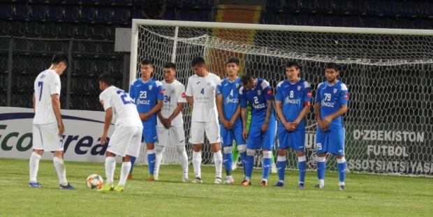 "Buxoro" va "Dinamo" nursiz durang qayd etishdi