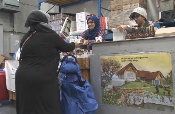 Kanadalik musulmonlar yuzlab oilalarga yordam ko‘rsatyapti