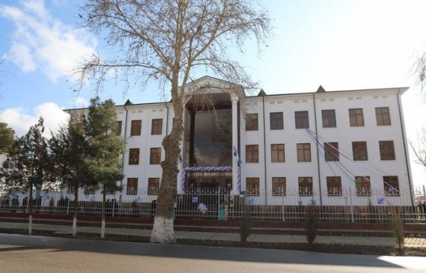 Adliya bo‘limi Termiz shahar hokimligiga dakki berdi
