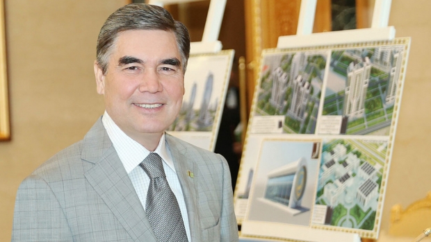 Turkmaniston prezidenti 9 kunga cho‘zilgan jimlikdan so‘ng omma oldida ko‘rinish berdi
