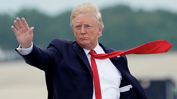Трамп яқин орада Зеленскийнинг АҚШга ташрифини кутаётганини айтди