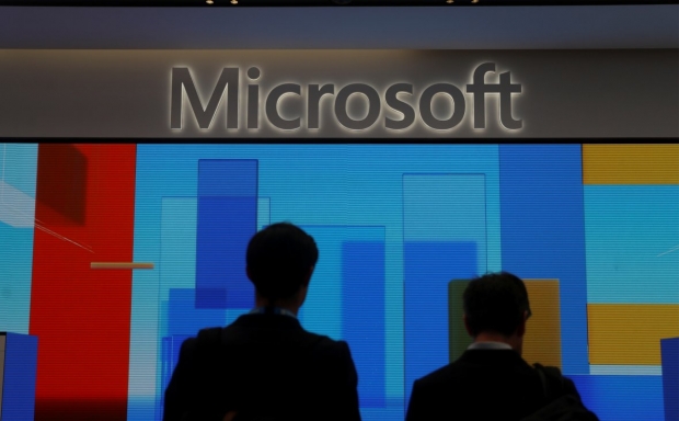 Microsoft фойдаланувчилар суҳбатини тинглаши мумкинлигини тан олди
