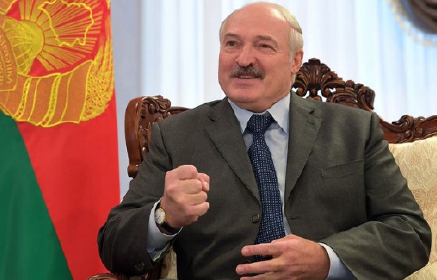 Лукашенко нега ишга велосипедда бормаслигини айтди