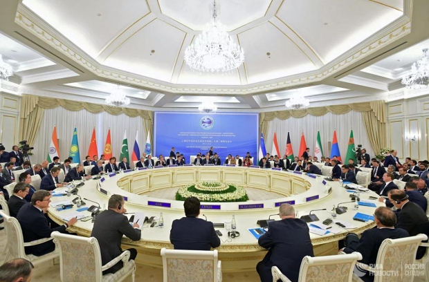 ShHTga a’zo mamlakatlar Toshkentda 14 ta hujjat imzoladi