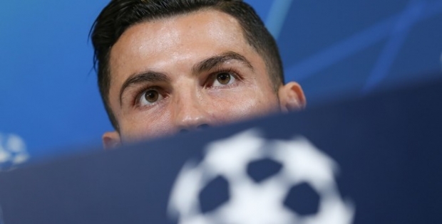 Ronalduning onasi o‘g‘li ko‘proq «Oltin to‘p» yuta olmaganida «futbol mafiyasi»ni aybladi