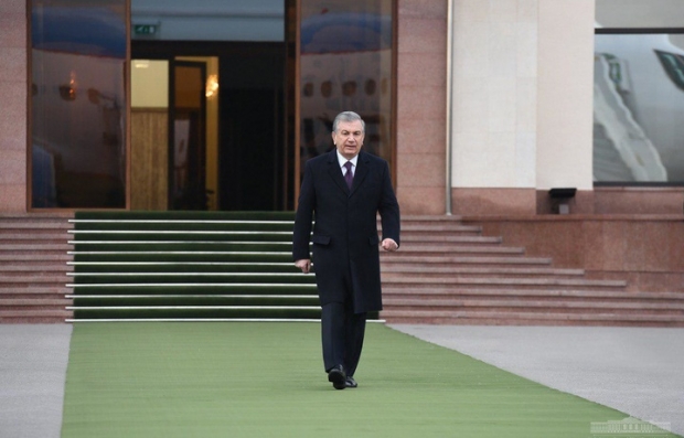 Prezident Navoiy viloyatiga jo‘nab ketdi