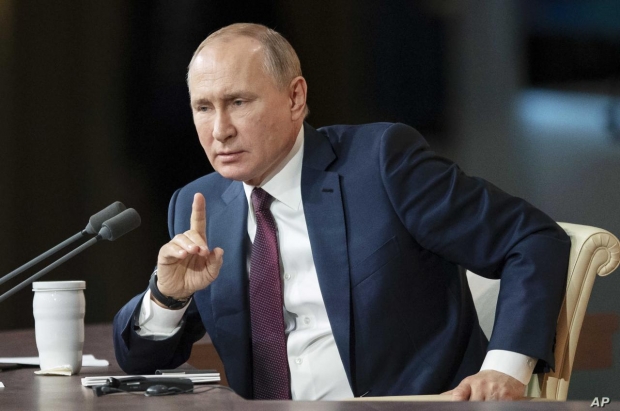 Путин Ливиядаги россиялик ёлланма аскарлар тўғрисидаги саволга жавоб қайтарди