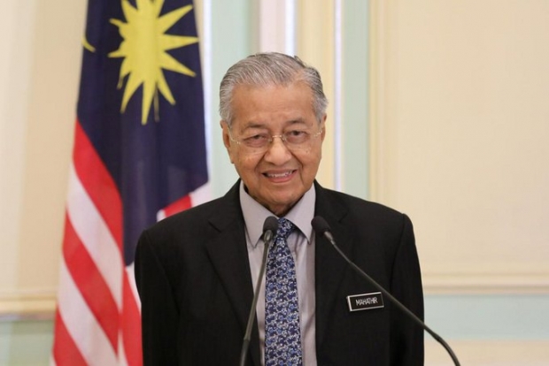 Малайзия бош вазири истеъфо берди