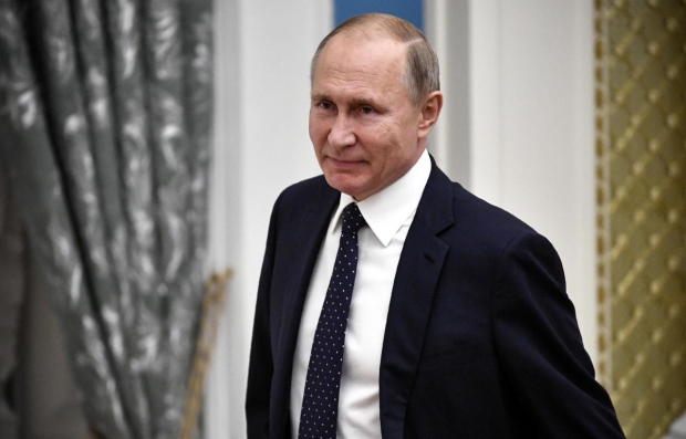 Putin konstitutsiyaga tuzatishlar kiritish to‘g‘risidagi qonunni imzoladi