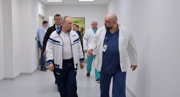 Путин билан учрашган бош шифокорда коронавирус аниқланди