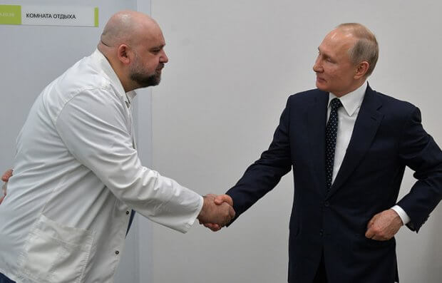 Putin qo‘l berib ko‘rishgan shifokorda koronavirus aniqlandi. Xo‘sh?..