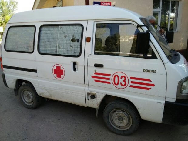 Farg‘onalik hamshira: «2 yildan beri tez yordam mashinalarini yuvishga majburmiz»