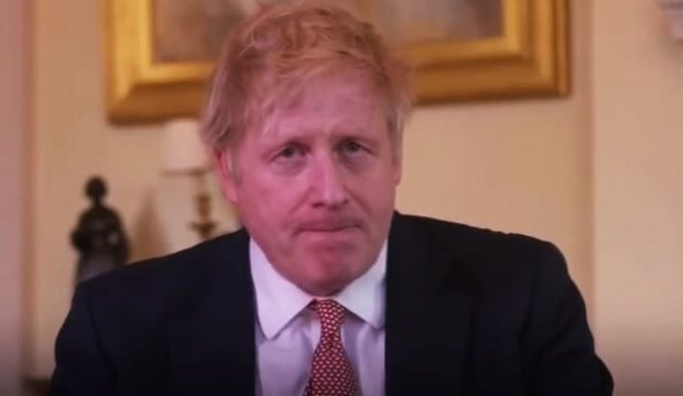 Boris Jonson shifokorlar uning hayotini saqlab qolganini aytdi (video)