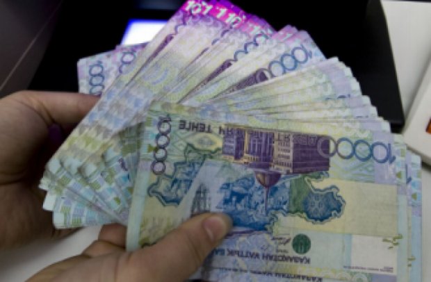 Қозоғистонда 1,6 миллион аҳолининг кредитларини тўлаш муддати узайтирилди